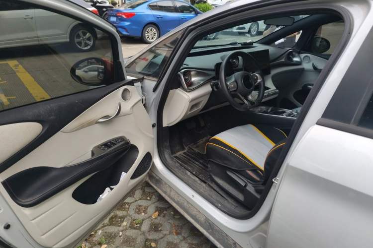 Used BYD Dolphin 2021 405 km Free Version Driver Seat