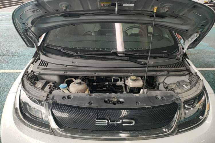 Used BYD Dolphin 2021 405 km Fashion Edition Engine Bay