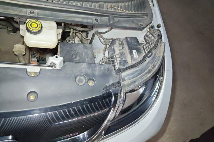 Used BYD Dolphin 2021 405 km Fashion Edition Engine Bay Left