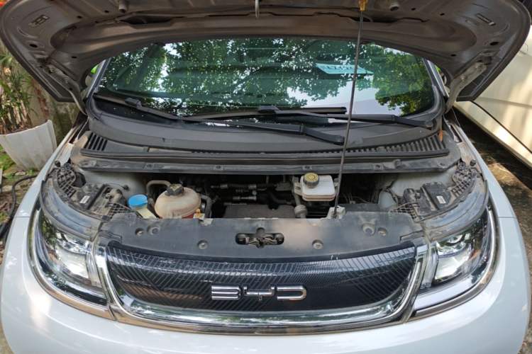 Used BYD Dolphin 2021 405 km Free Version Engine Bay