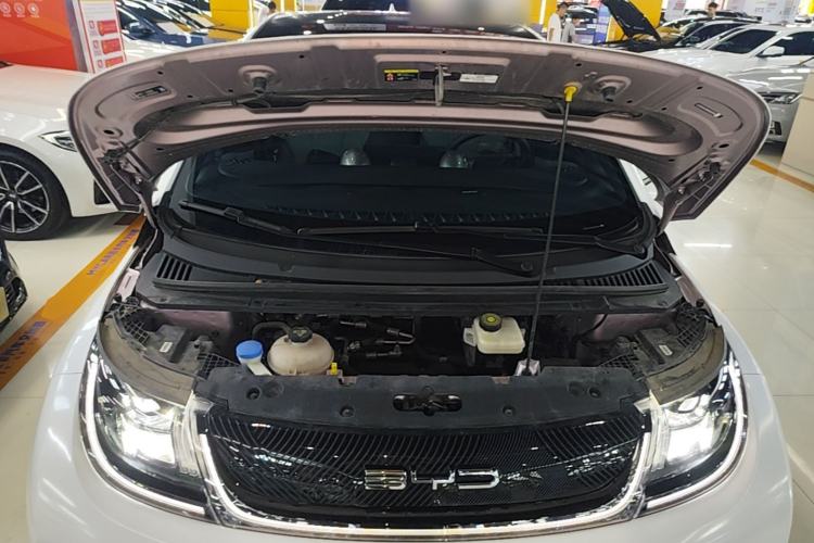 Used BYD Dolphin 2021 405 km Fashion Edition Engine Bay