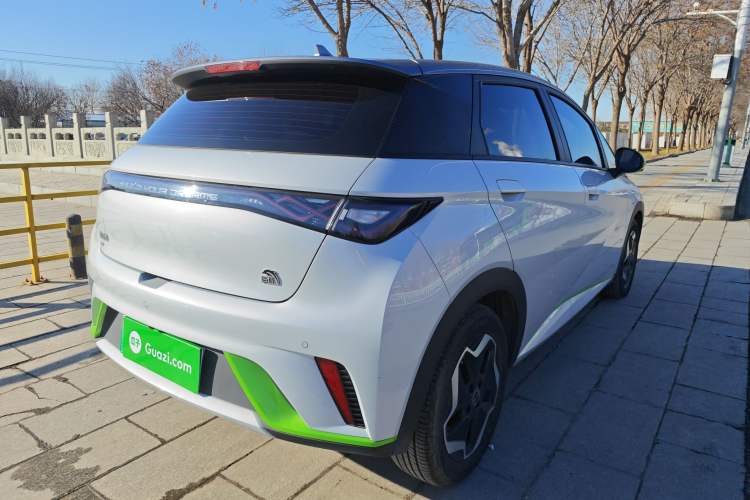Used BYD Dolphin 2021 405 km Fashion Edition Exterior 3