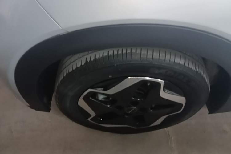 Used BYD Dolphin 2021 405 km Fashion Edition Exterior 4