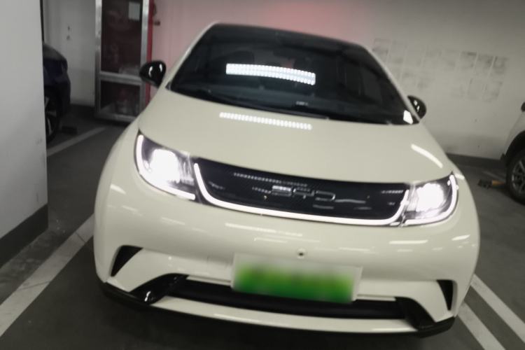 Used BYD Dolphin 2021 405 km Fashion Edition Front