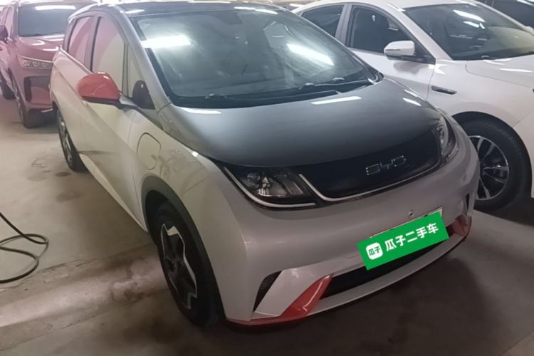 Used BYD Dolphin 2021 405 km Fashion Edition Front Right 45 Deg