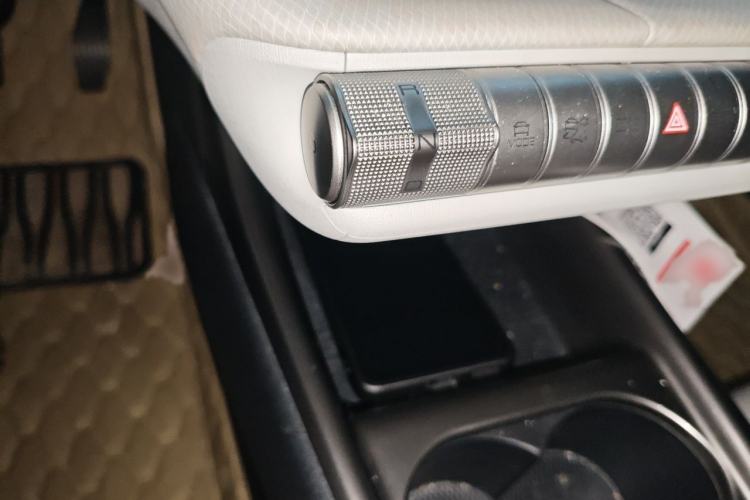 Used BYD Dolphin 2021 405 km Fashion Edition Gear Lever