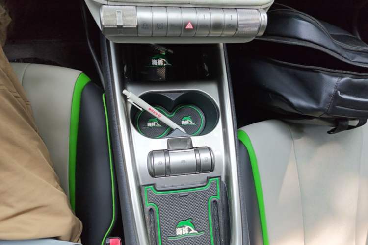 Used BYD Dolphin 2021 405 km Free Version Gear Lever