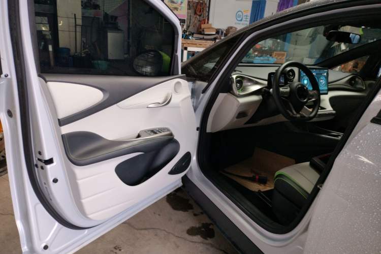 Used BYD Dolphin 2021 405 km Free Version Left Front Door Interior