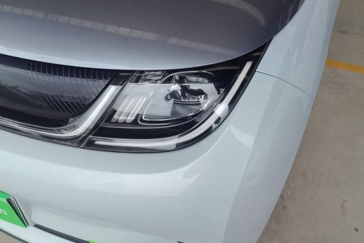 Used BYD Dolphin 2021 405 km Fashion Edition Left Front Headlight