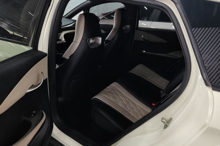 Used BYD Dolphin 2021 405 km Fashion Edition Left Rear Seat
