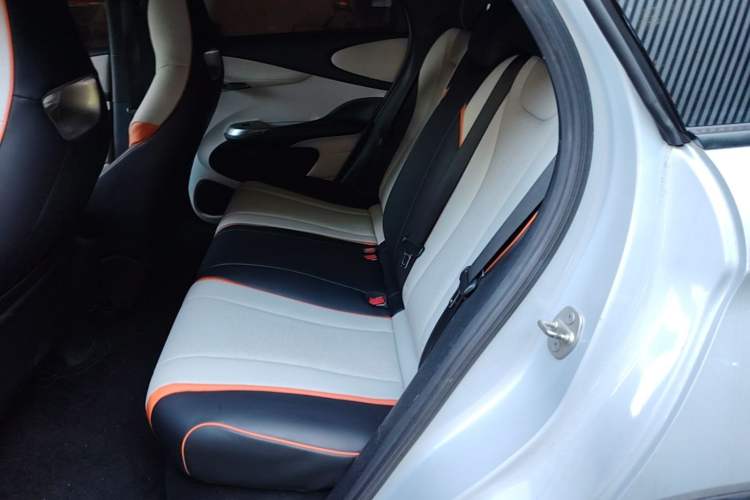 Used BYD Dolphin 2021 405 km Fashion Edition Left Rear Seat