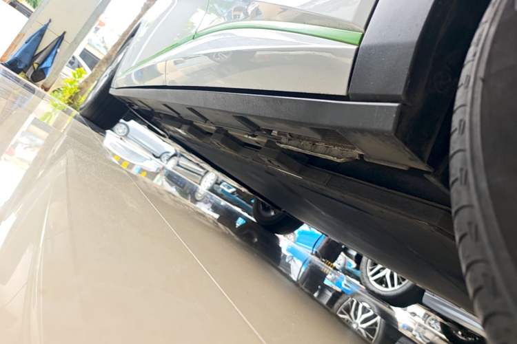 Used BYD Dolphin 2021 405 km Fashion Edition Left Side Sill