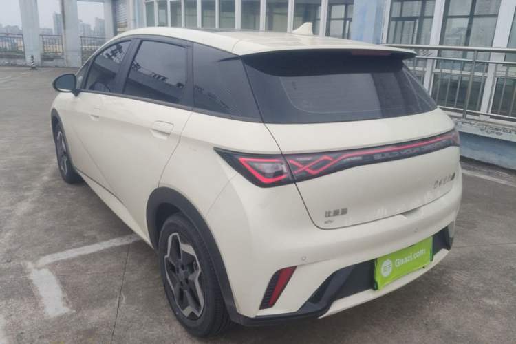 Used BYD Dolphin 2021 405 km Fashion Edition Rear Left 45 Deg