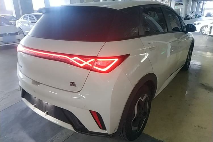 Used BYD Dolphin 2021 405 km Fashion Edition Rear Right 45 Deg
