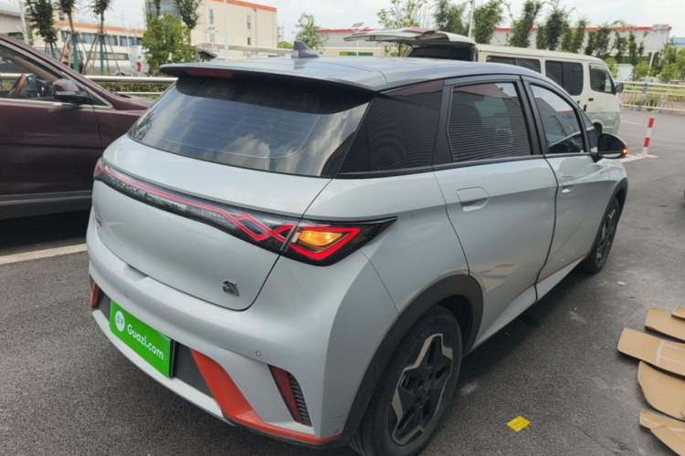 Used BYD Dolphin 2021 405 km Fashion Edition Rear Right 45 Deg
