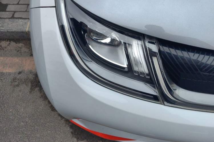 Used BYD Dolphin 2021 405 km Fashion Edition Right Front Headlight