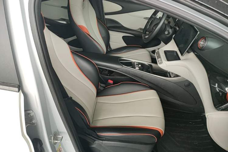 Used BYD Dolphin 2021 405 km Fashion Edition Right Front Seat