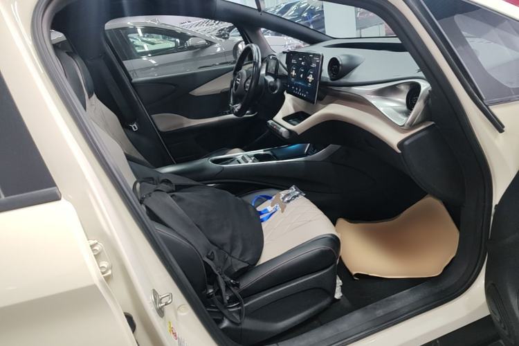Used BYD Dolphin 2021 405 km Fashion Edition Right Front Seat
