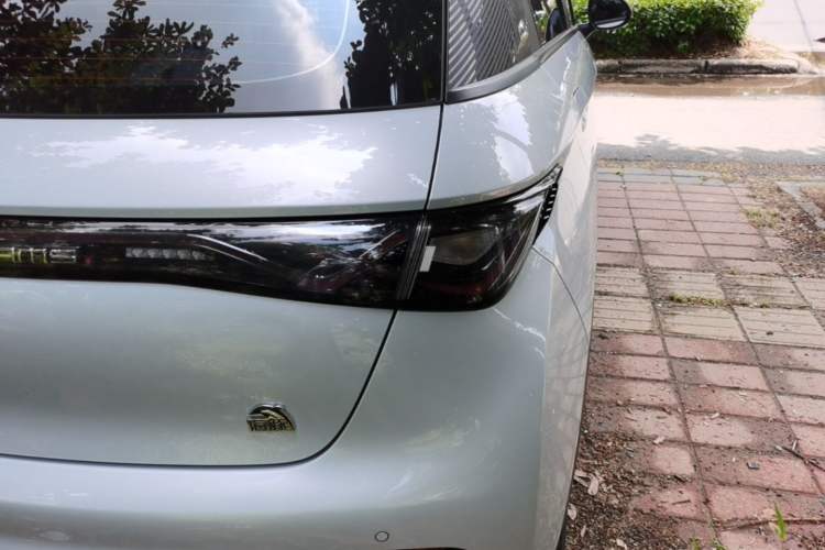 Used BYD Dolphin 2021 405 km Free Version Right Rear Taillight