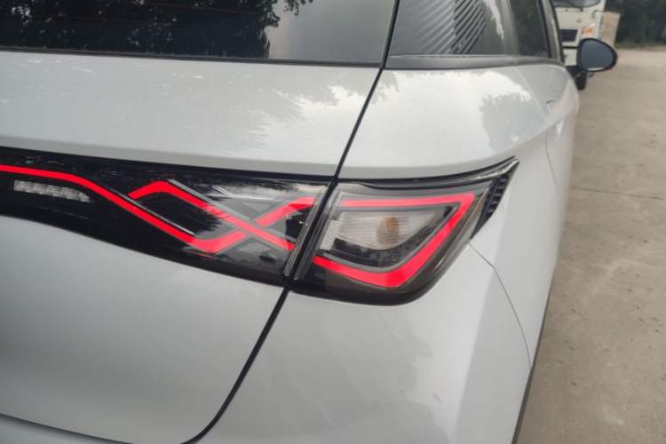 Used BYD Dolphin 2021 405 km Free Version Right Rear Taillight