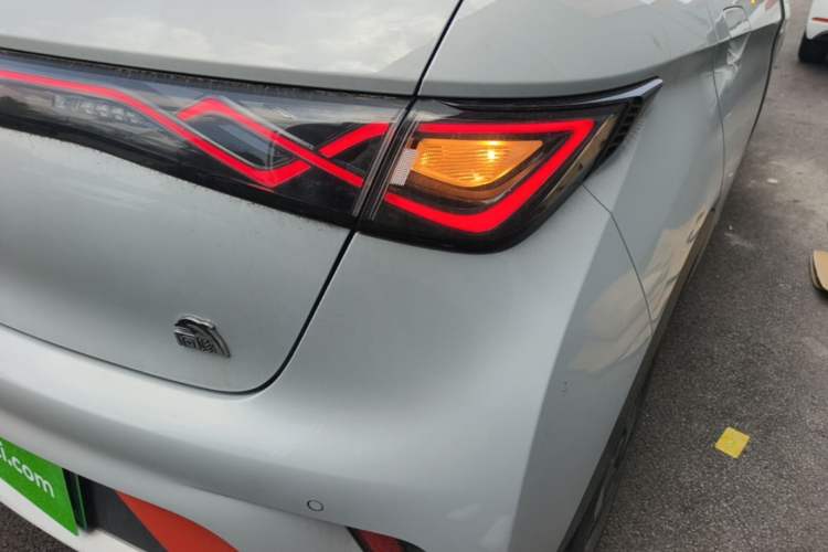 Used BYD Dolphin 2021 405 km Fashion Edition Right Rear Taillight