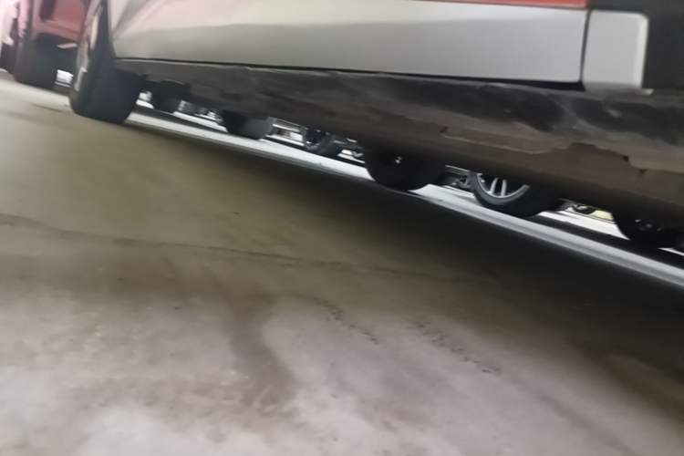 Used BYD Dolphin 2021 405 km Fashion Edition Right Side Sill