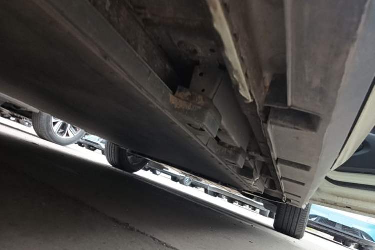 Used BYD Dolphin 2021 405 km Fashion Edition Right Side Sill