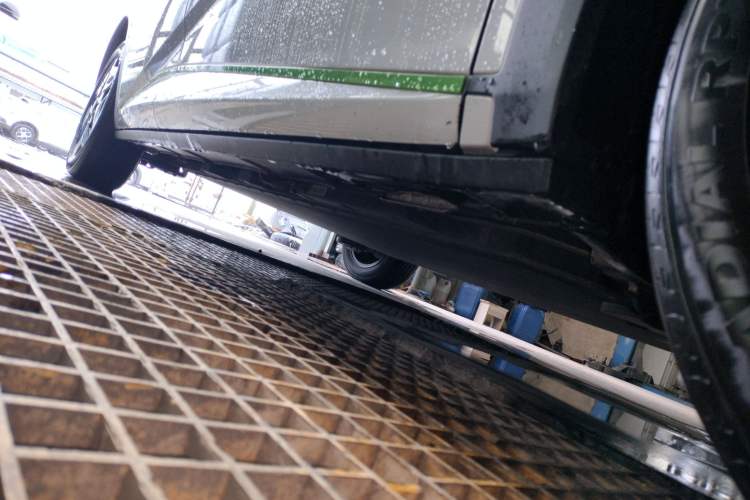 Used BYD Dolphin 2021 405 km Free Version Right Side Sill