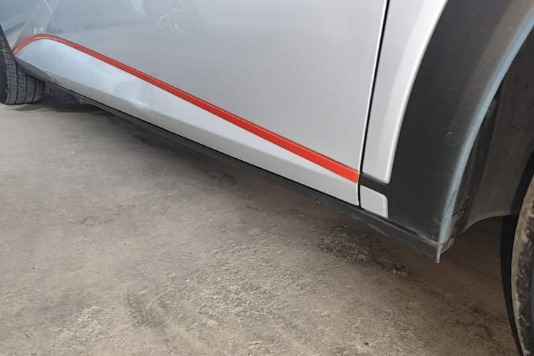 Used BYD Dolphin 2021 405 km Fashion Edition Right Side Sill
