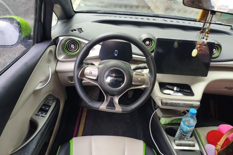 Used BYD Dolphin 2021 405 km Free Version Steering Wheel