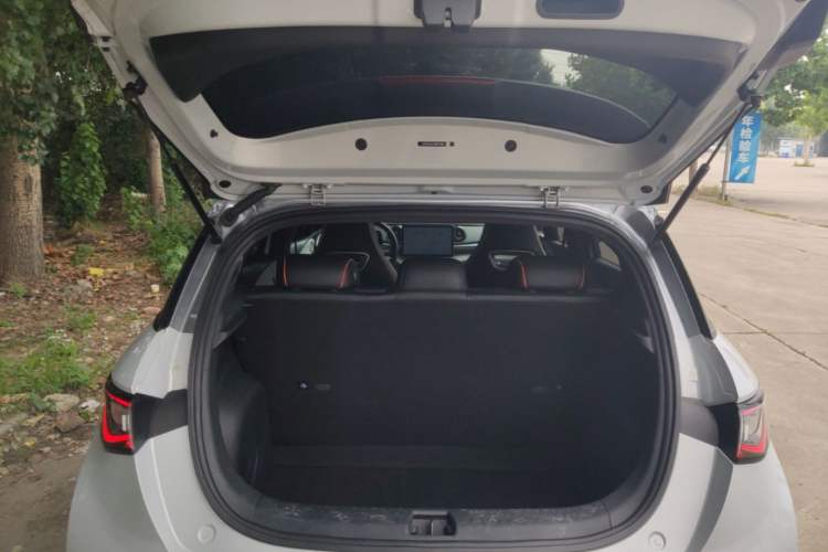 Used BYD Dolphin 2021 405 km Free Version Trunk