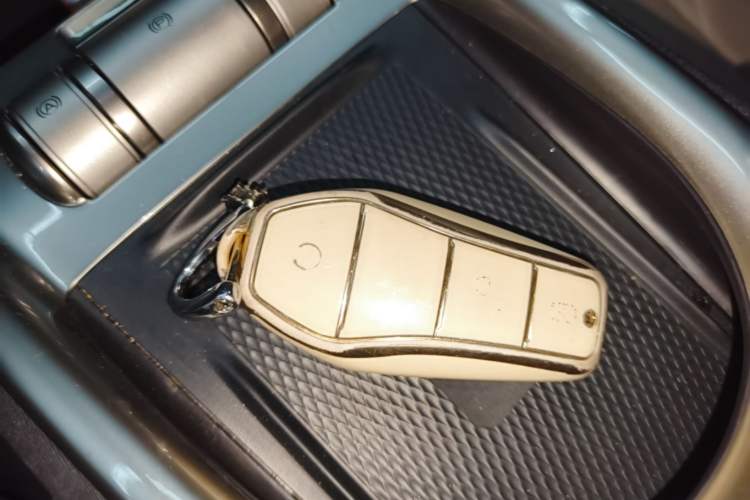 Used BYD Dolphin 2021 405 km Fashion Edition Vehicle Key