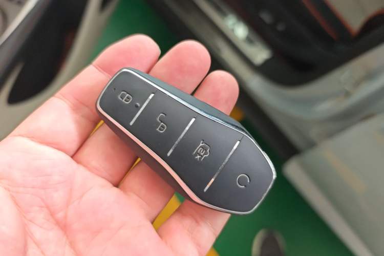 Used BYD Dolphin 2021 405 km Fashion Edition Vehicle Key