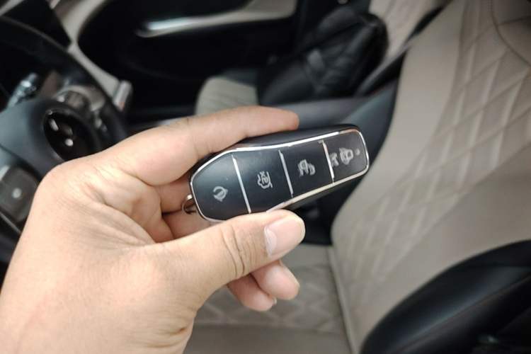 Used BYD Dolphin 2021 405 km Fashion Edition Vehicle Key