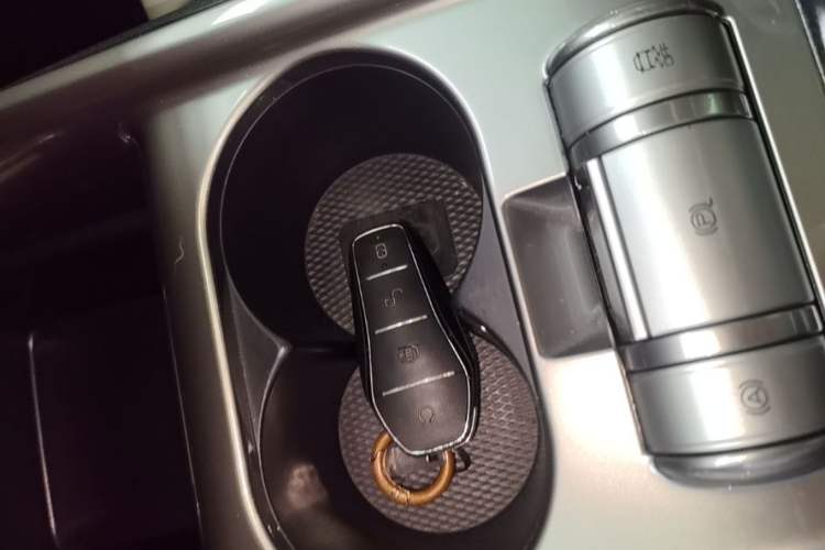 Used BYD Dolphin 2021 405 km Fashion Edition Vehicle Key