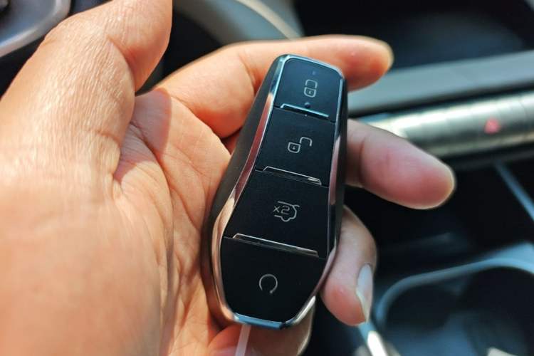 Used BYD Dolphin 2021 405 km Fashion Edition Vehicle Key