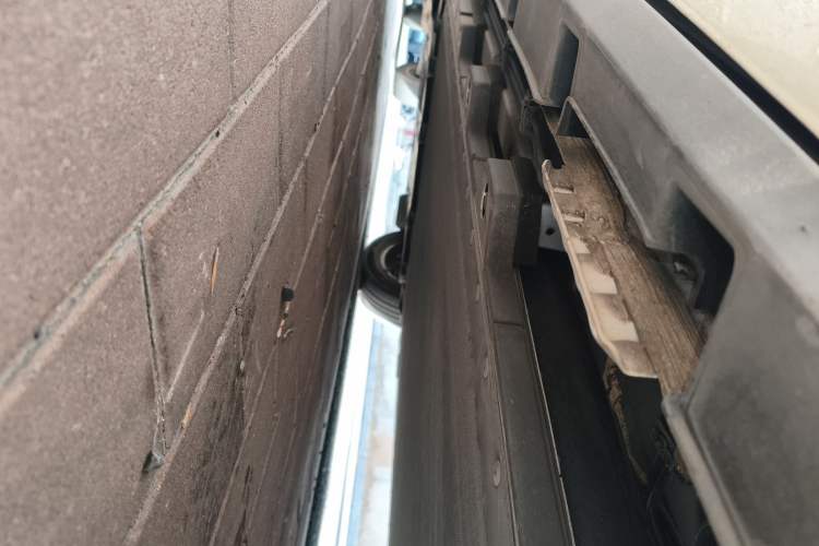 Used BYD Dolphin 2021 405 km Fashion Edition Chassis Rear Left