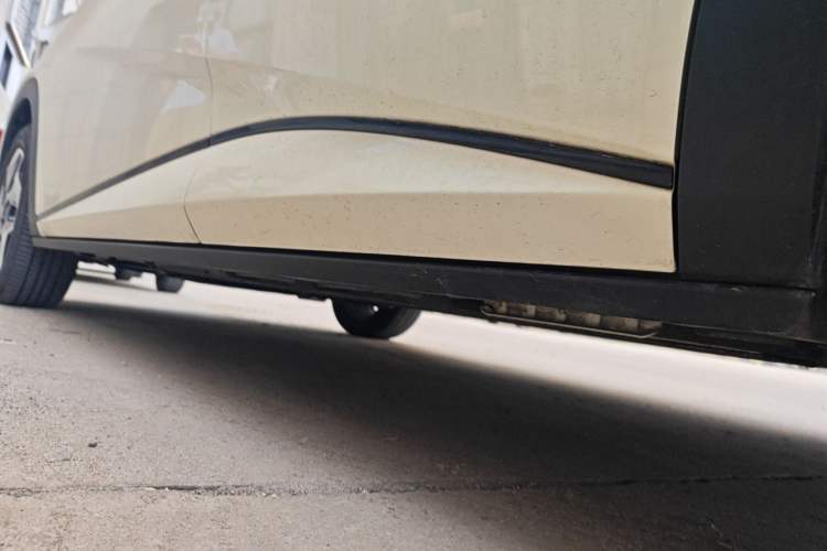 Used BYD Dolphin 2021 405 km Fashion Edition Chassis Rear Left