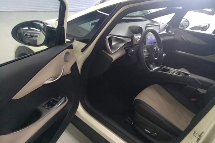 Used BYD Dolphin 2021 405 km Fashion Edition Driver Seat