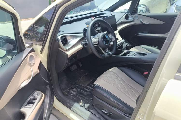 Used BYD Dolphin 2021 405 km Fashion Edition Driver Seat