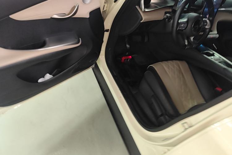 Used BYD Dolphin 2021 405 km Free Version Driver Seat