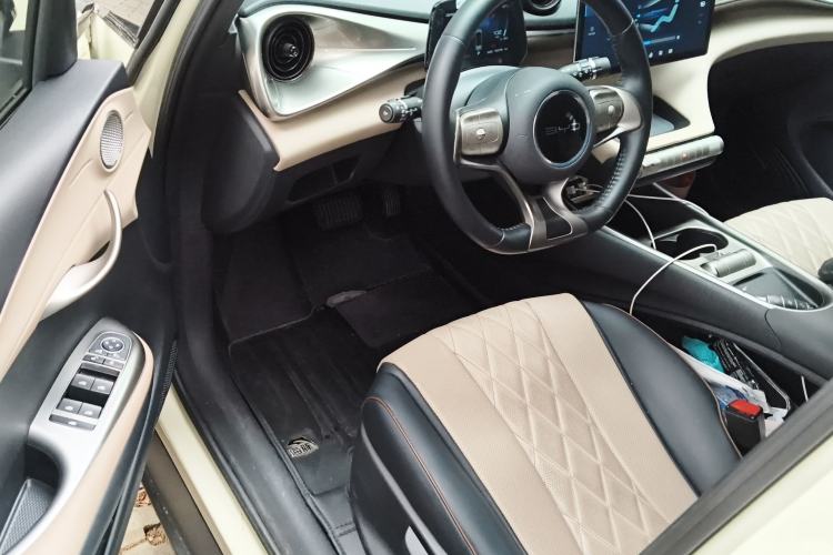 Used BYD Dolphin 2021 405 km Free Version Driver Seat