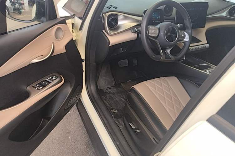 Used BYD Dolphin 2021 405 km Fashion Edition Driver Seat
