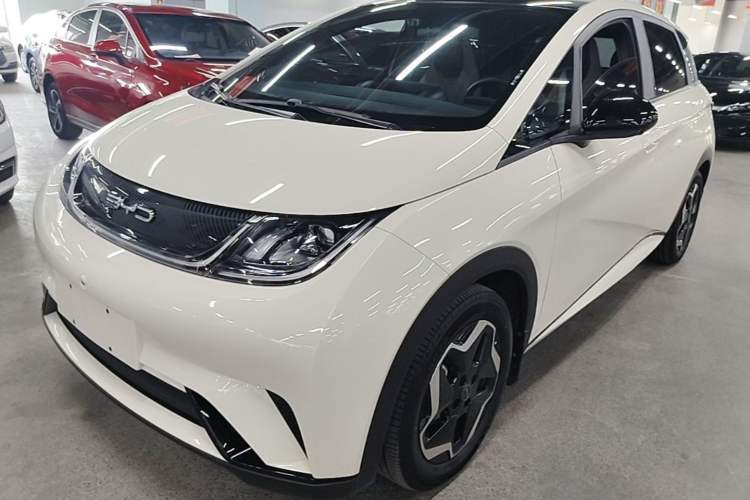 Used BYD Dolphin 2021 405 km Fashion Edition Guazi used car, China used car export, Used car for sale, Used  cars, Cheapest cars for sale