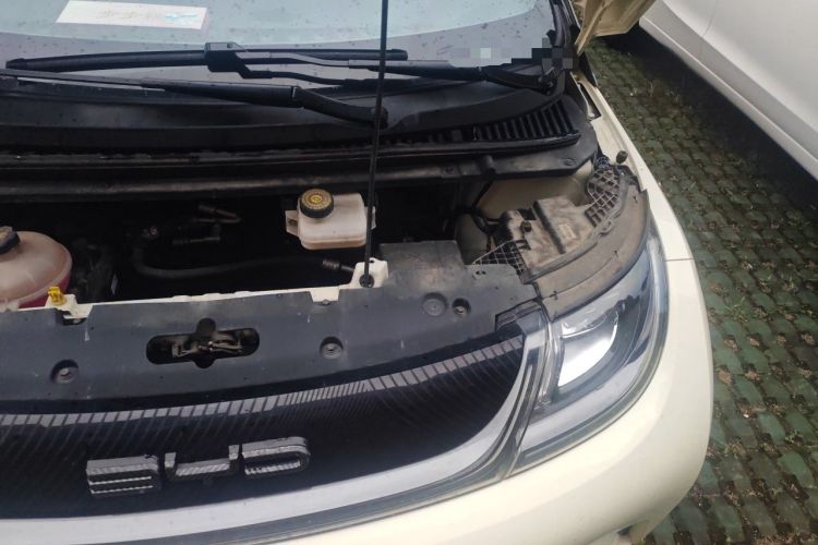 Used BYD Dolphin 2021 405 km Fashion Edition Engine Bay Left