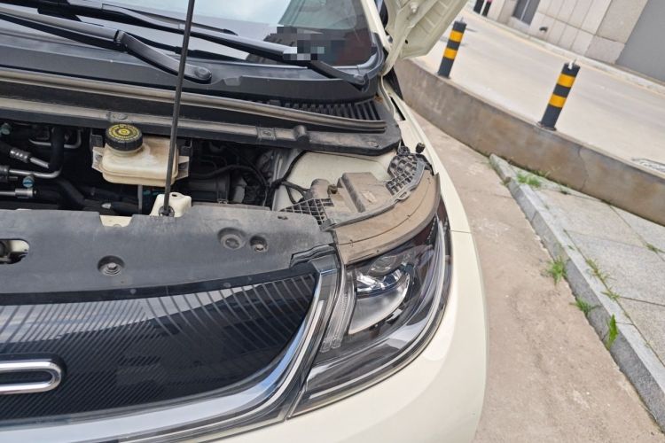 Used BYD Dolphin 2021 405 km Fashion Edition Engine Bay Left