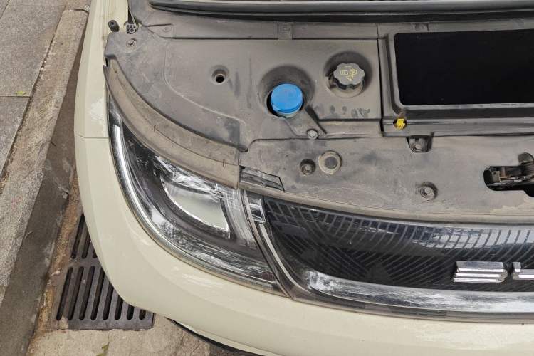 Used BYD Dolphin 2021 405 km Free Version Engine Bay Right