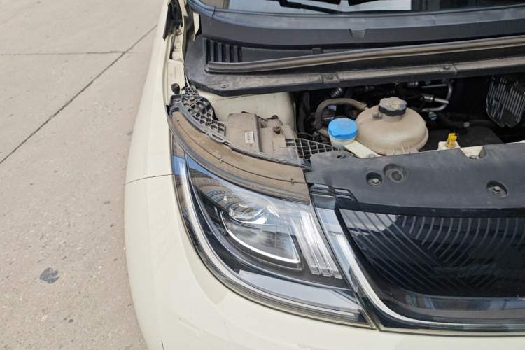 Used BYD Dolphin 2021 405 km Fashion Edition Engine Bay Right