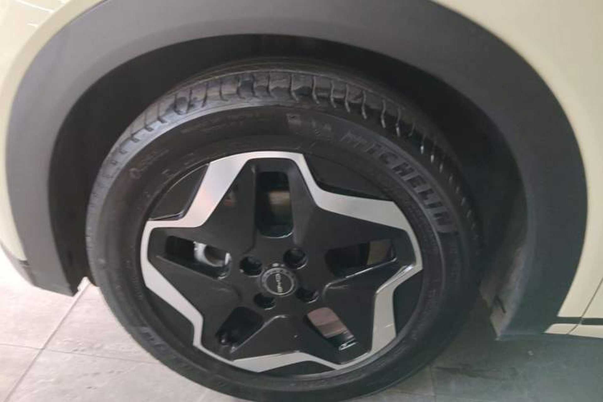 Used BYD Dolphin 2021 405 km Fashion Edition Exterior 4