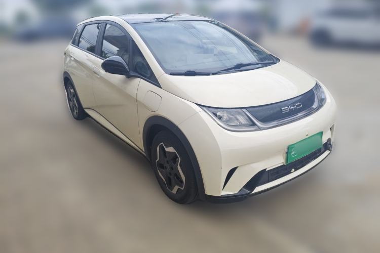 Used BYD Dolphin 2021 405 km Fashion Edition Front Right 45 Deg